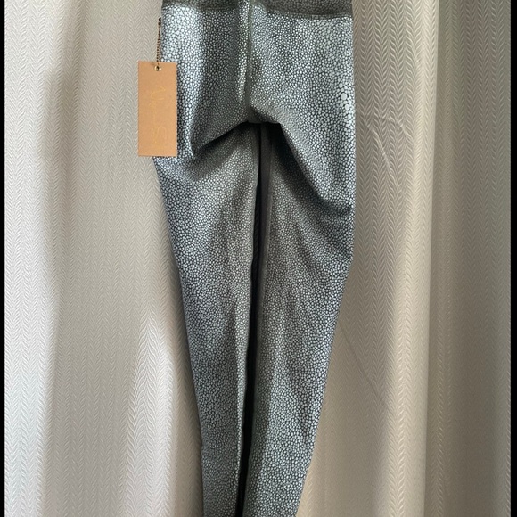 Niyama Sol Shagreen NWT - Picture 2 of 4